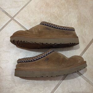 UGG Tasman slippers